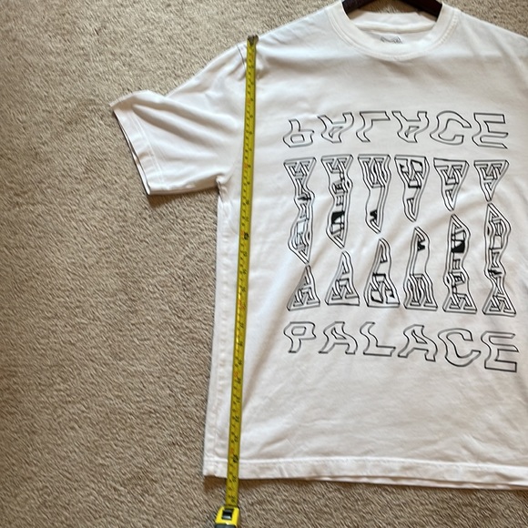 Palace
Palace Bankhead Tee White
Size: US M
Color: White
Condition: Used - Picture 8 of 10